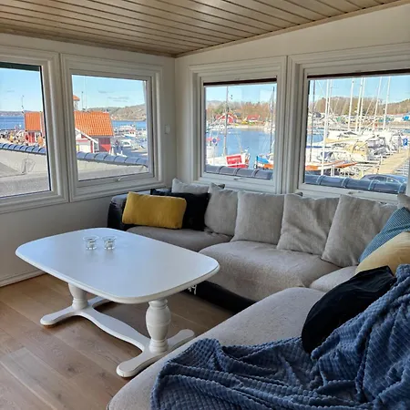 Brygga I Helgeroa Apartment Larvik